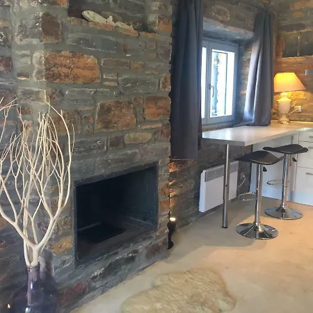 Studio O - Self Catering Apartment *